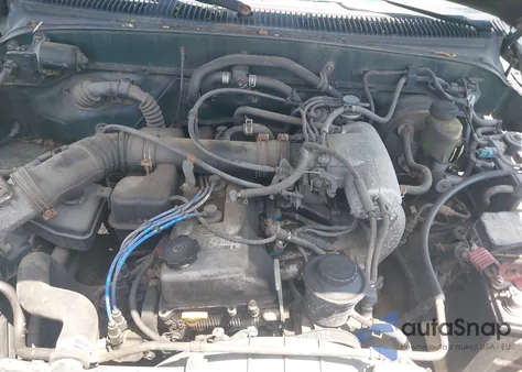 1999 Toyota Tacoma из США, поврежденный, VIN 4TANL42N9XZ555138